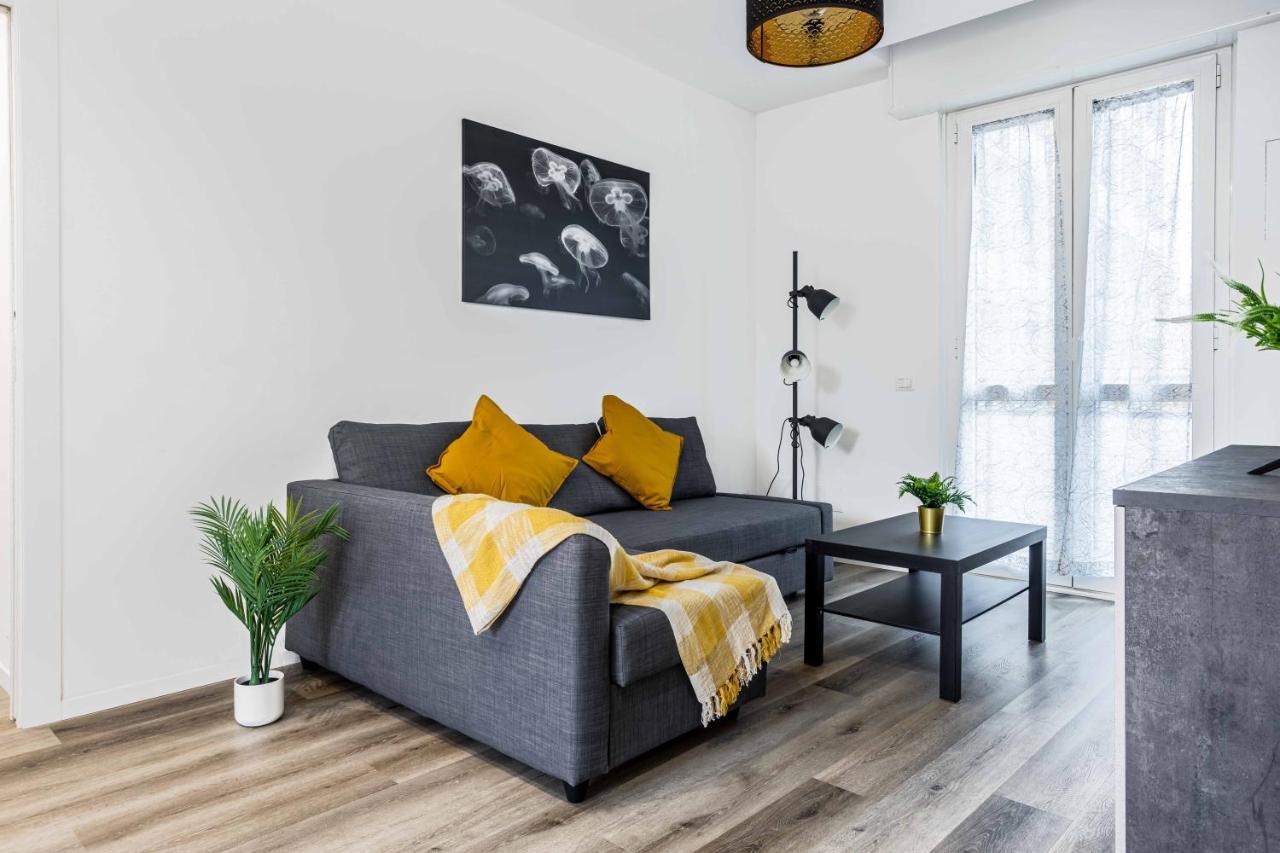 2 Bedrooms Apt With Terrace - Nolo Area Via Varanini Milánó Kültér fotó